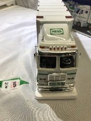 570874