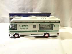 570882