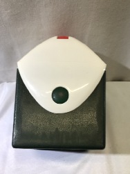 570926