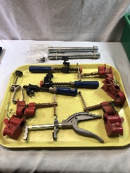 571239