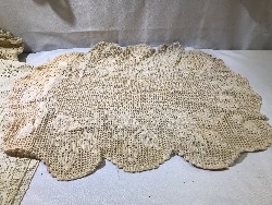 571303