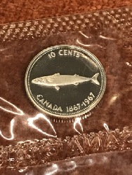 571643