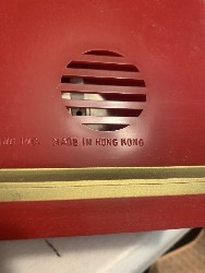 561102