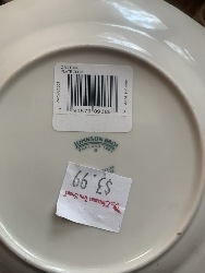563506
