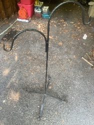 563521